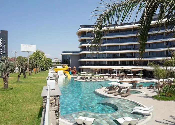 Lux Apts In Luxurious Complex, 50m To The Sea شقة